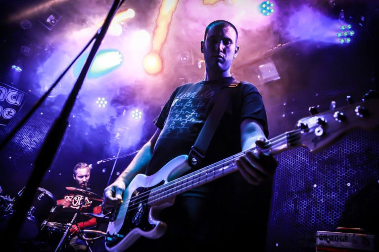 JUSTIN - Basse et Voix